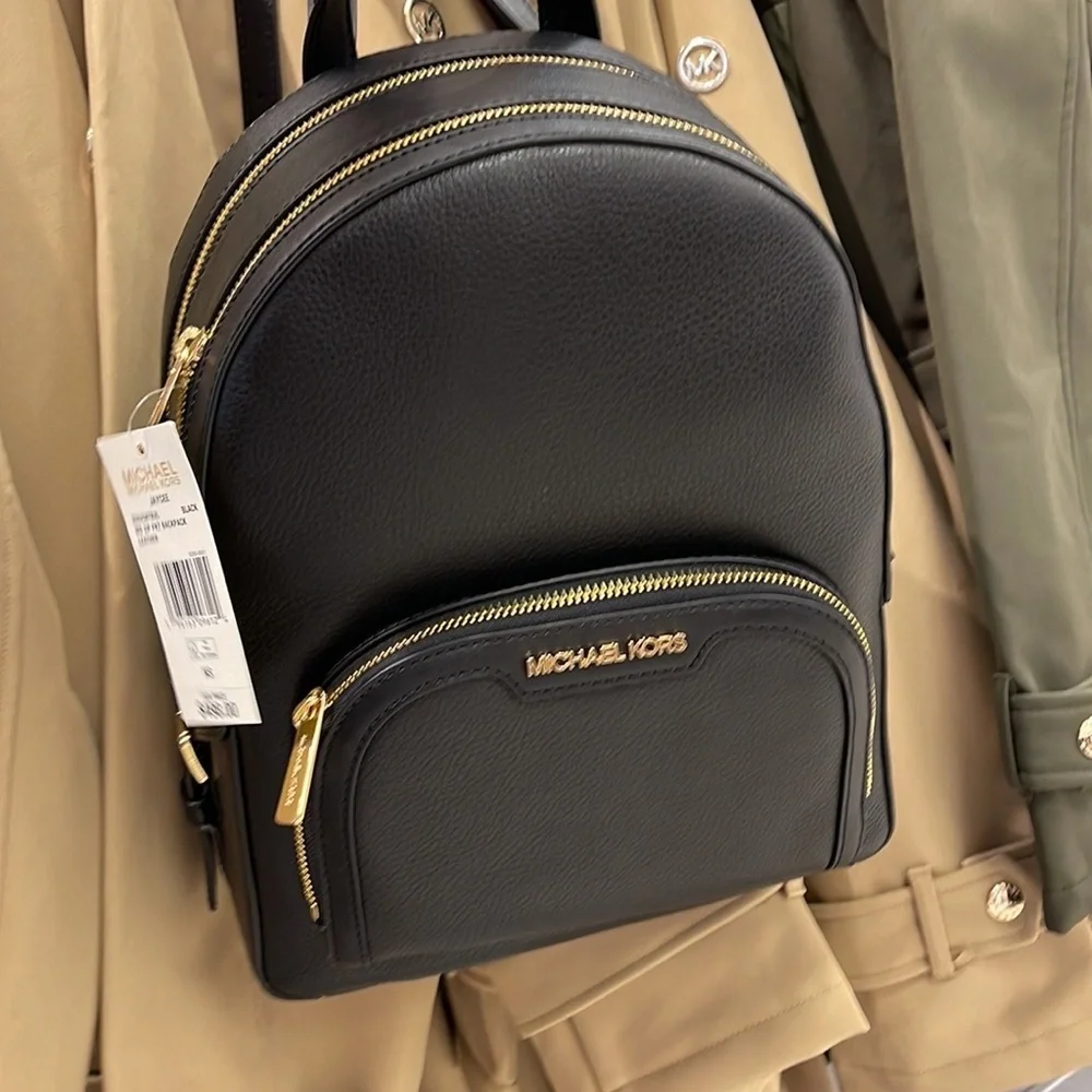 MICHAEL KORS Jaycee Medium zip pocket Pebbled Leather Backpack BLACK color